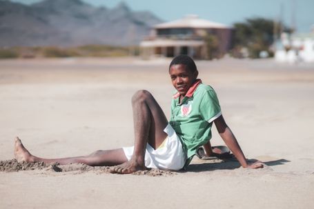 Cape Verde is one of the driest countries in the world. The last time it rained on some of the islands was many years ago. Nevertheless, people are extremely confident. “Maybe it will rain tomorrow,” they say with a shrug.
